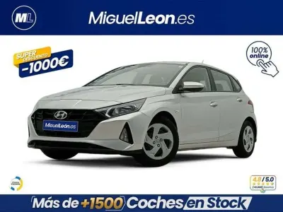 Usado Hyundai i20 84 CV (61 kW) 2021 Blanco Utilitario