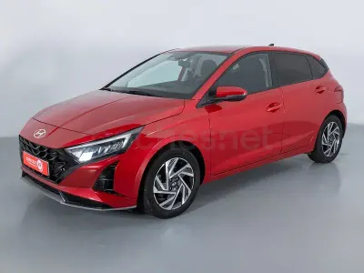 Käytetty Hyundai i20 100 HP (73 kW) 2024 Punainen Viistoperä