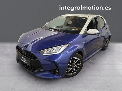 Usado Toyota Yaris Hybrid Style 115 CV (84 kW) 2021 Azul