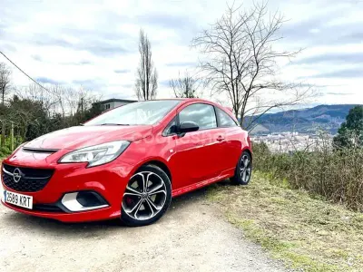 Usado Opel Corsa 150 CV (110 kW) 2018 Rojo Utilitario