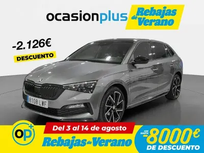 Usado Skoda Scala Monte Carlo 150 CV (110 kW) 2022 Gris / plata Utilitario