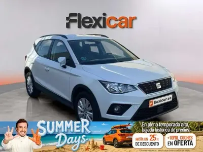 Usado Seat Arona Reference 95 CV (69 kW) 2019 Blanco SUV