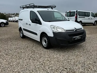 Usado Citroën Berlingo Live 75 CV (55 kW) 2018 Blanco Monovolumen