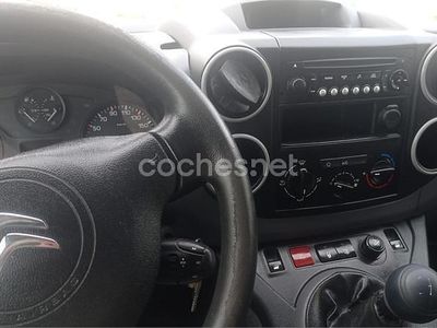 Usado Citroën Berlingo Live 75 CV (55 kW) 2018 Blanco Monovolumen