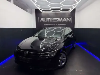 Usado VW Golf VIII Advance 131 CV (96 kW) 2020 Gris Utilitario