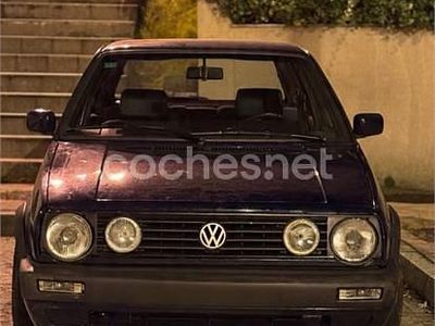 Usado VW Golf Cabriolet Highline 90 CV (66 kW) 1999 Azul Descapotable