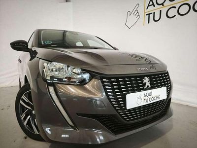 Usado Peugeot 208 Allure 102 CV (75 kW) 2023 Gris Utilitario