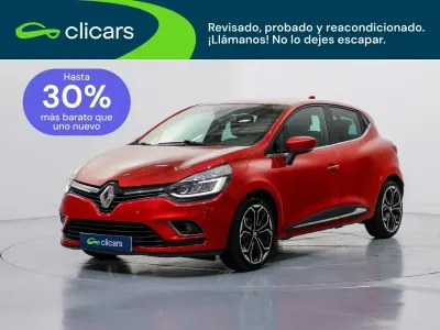 Usado Renault Clio Zen 90 CV (66 kW) 2018 Rojo Utilitario