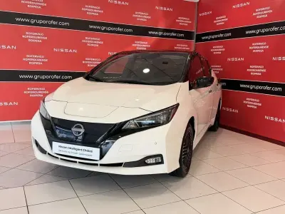 Usado Nissan Leaf Tekna 160 kW (218 CV) 2022 Blanco lunar white (perlado) Utilitario