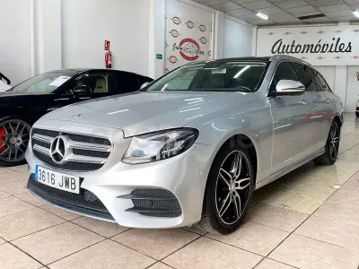 Usado Mercedes E220 194 CV (142 kW) 2017 Gris / plata Familiar