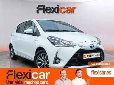 Usado Toyota Yaris Hybrid Active 100 CV (73 kW) 2020 Blanco