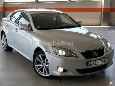 Lexus IS220d