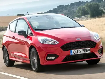 Usado Ford Fiesta Trend+ 86 CV (63 kW) 2018 Negro Utilitario
