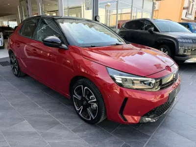 Usado Opel Corsa S 101 CV (74 kW) 2024 Rojo Utilitario