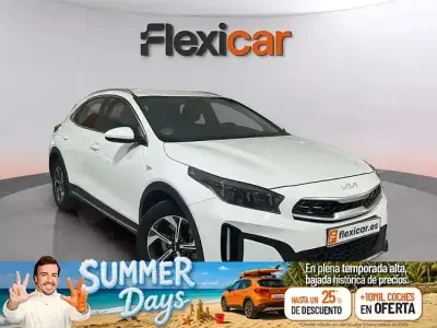 Usado Kia XCeed 100 CV (73 kW) 2024 Blanco SUV