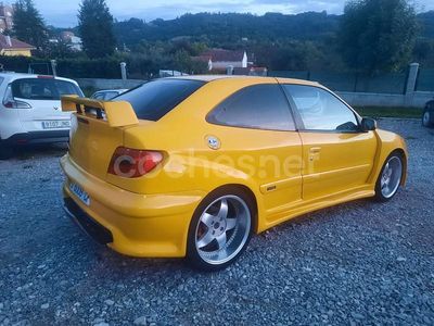 Amarillo Usado 1999 Citroën Xsara Coupe | 6500 €
