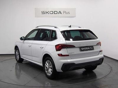 Usado Skoda Kamiq Selection 115 CV (84 kW) 2024 Blanco SUV