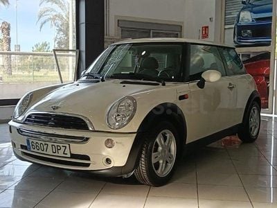 Usado Mini ONE 90 CV (66 kW) 2005 Blanco Utilitario