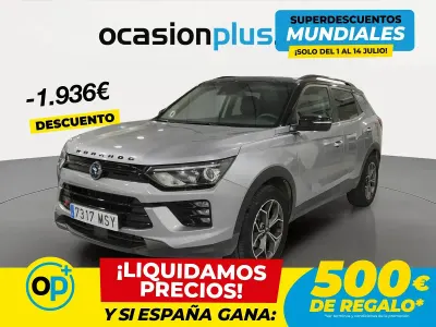 Usado SsangYong Korando 149 CV (109 kW) 2024 Gris SUV