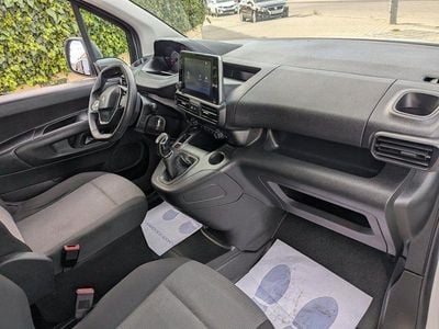 Usado Peugeot Partner Premium 100 CV (73 kW) 2021 Blanco Monovolumen
