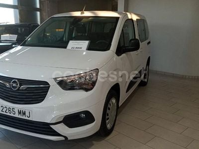Usado Opel Combo 100 CV (73 kW) 2023 Blanco Monovolumen