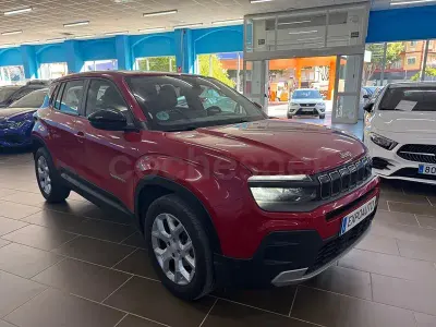 Usado Jeep Avenger 100 CV (73 kW) 2024 Rojo SUV