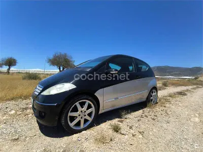 Usado Mercedes A150 Avantgarde 95 CV (69 kW) 2006 Gris / plata Berlina