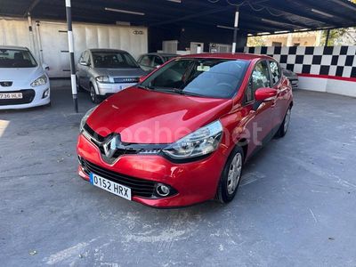 Rojo Usado 2013 Renault Clio IV Authentique Berlina | 7350 € (Precio justo)