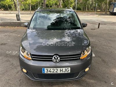Gris / plata Usado 2012 VW Touran Advance Monovolumen | 7500 € (Precio justo)