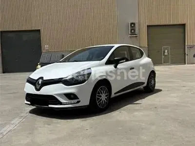 Usado Renault Clio IV LIMITED 75 CV (55 kW) 2018 Blanco Berlina