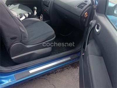 Azul Usado 2003 Renault Mégane II Privilege Berlina | 1750 € (Precio justo)