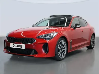 Usado Kia Stinger GT-Line 245 CV (180 kW) 2019 Rojo Utilitario