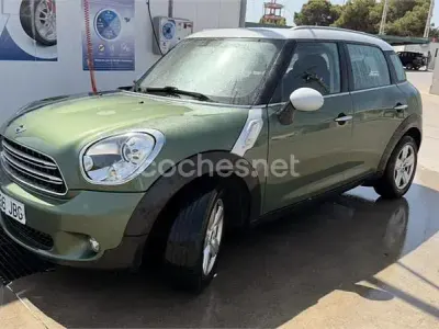 Usado Mini Cooper D Countryman 112 CV (82 kW) 2014 Verde SUV