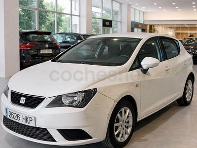 Usado Seat Ibiza Reference 90 CV (66 kW) 2012 Blanco Berlina
