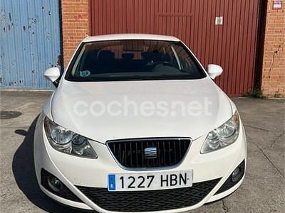 Usado Seat Ibiza Style 85 CV (62 kW) 2011 Blanco Berlina