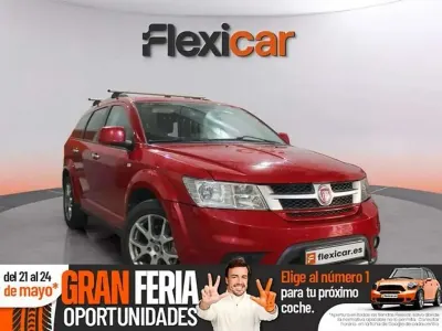 Usado Fiat Freemont Black Code 170 CV (125 kW) 2014 Rojo SUV