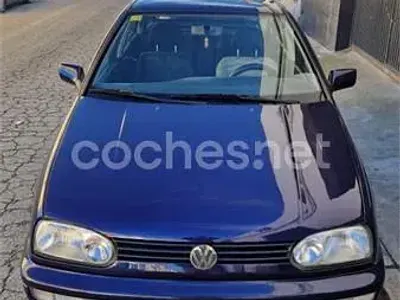 Usado VW Golf III 90 CV (66 kW) 1997 Azul Familiar