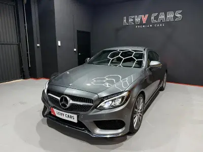 Usado Mercedes C220 170 CV (125 kW) 2017 Gris / plata Coupe