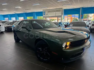 Käytetty Dodge Challenger SXT 303 HP (222 kW) 2023 Vihreä Coupe - kaksiovinen