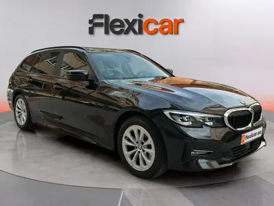 Usado BMW 320e 190 CV (139 kW) 2021 Negro Familiar