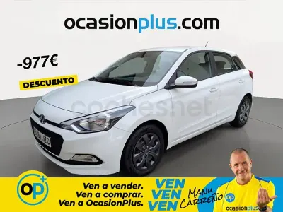 Usado Hyundai i20 84 CV (61 kW) 2017 Blanco Berlina