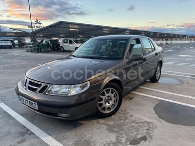 Beige Usado 2005 Saab 9-5 Vector Berlina | 2400 €