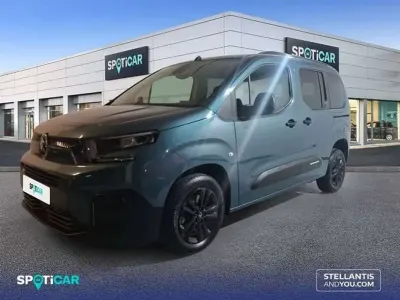 Usado Citroën Berlingo 102 CV (75 kW) 2024 Azul Monovolumen
