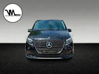 Usado Mercedes V300 Avantgarde 239 CV (175 kW) 2025 Negro Monovolumen