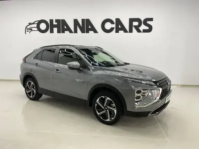 Usado Mitsubishi Eclipse Cross 188 CV (138 kW) 2022 Gris / plata SUV