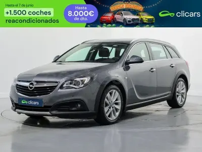 Usado Opel Insignia Selective 136 CV (100 kW) 2016 Gris / plata Berlina