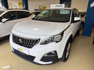 Usado Peugeot 3008 Active 130 CV (95 kW) 2020 Blanco SUV
