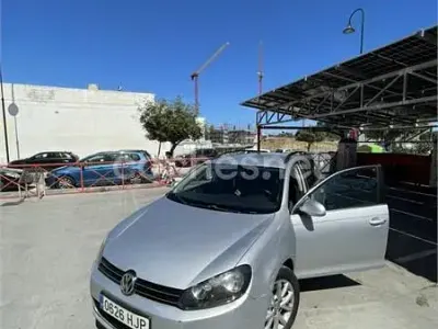 Usado VW Golf VII Advance 105 CV (77 kW) 2012 Gris / plata Familiar
