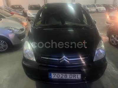 Gris / plata Usado 2005 Citroën Xsara Picasso Monovolumen | 3000 € (Precio justo)
