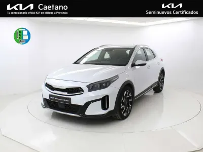 Usado Kia XCeed 160 HP (117 kW) 2023 Branco SUV